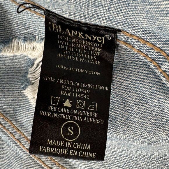 BLANK NYC Distressed Raw Hem Denim Jacket Size Small - Picture 8 of 9